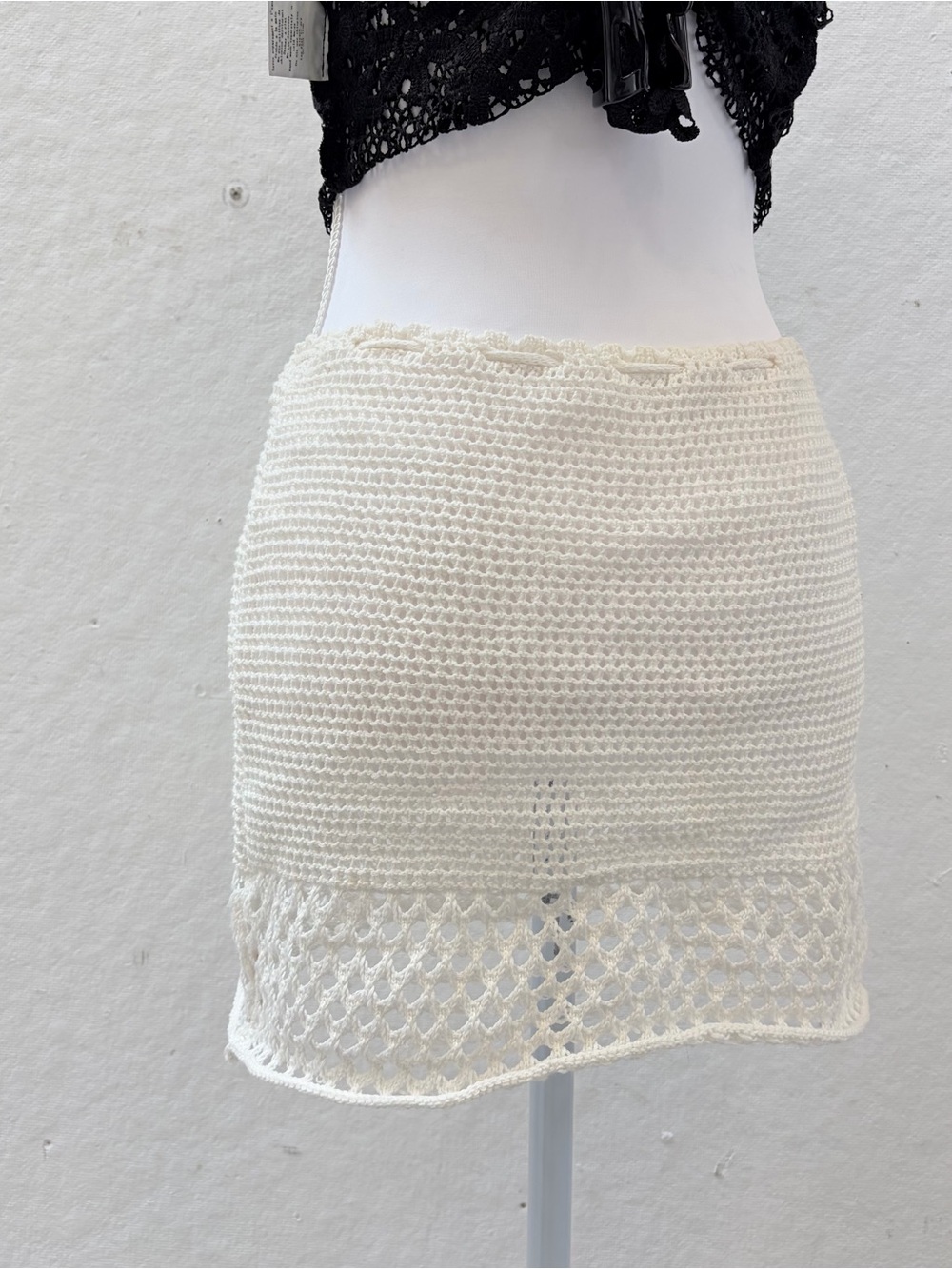 Crochet Drawstring Mini Skirt - White - Picture 3 of 4